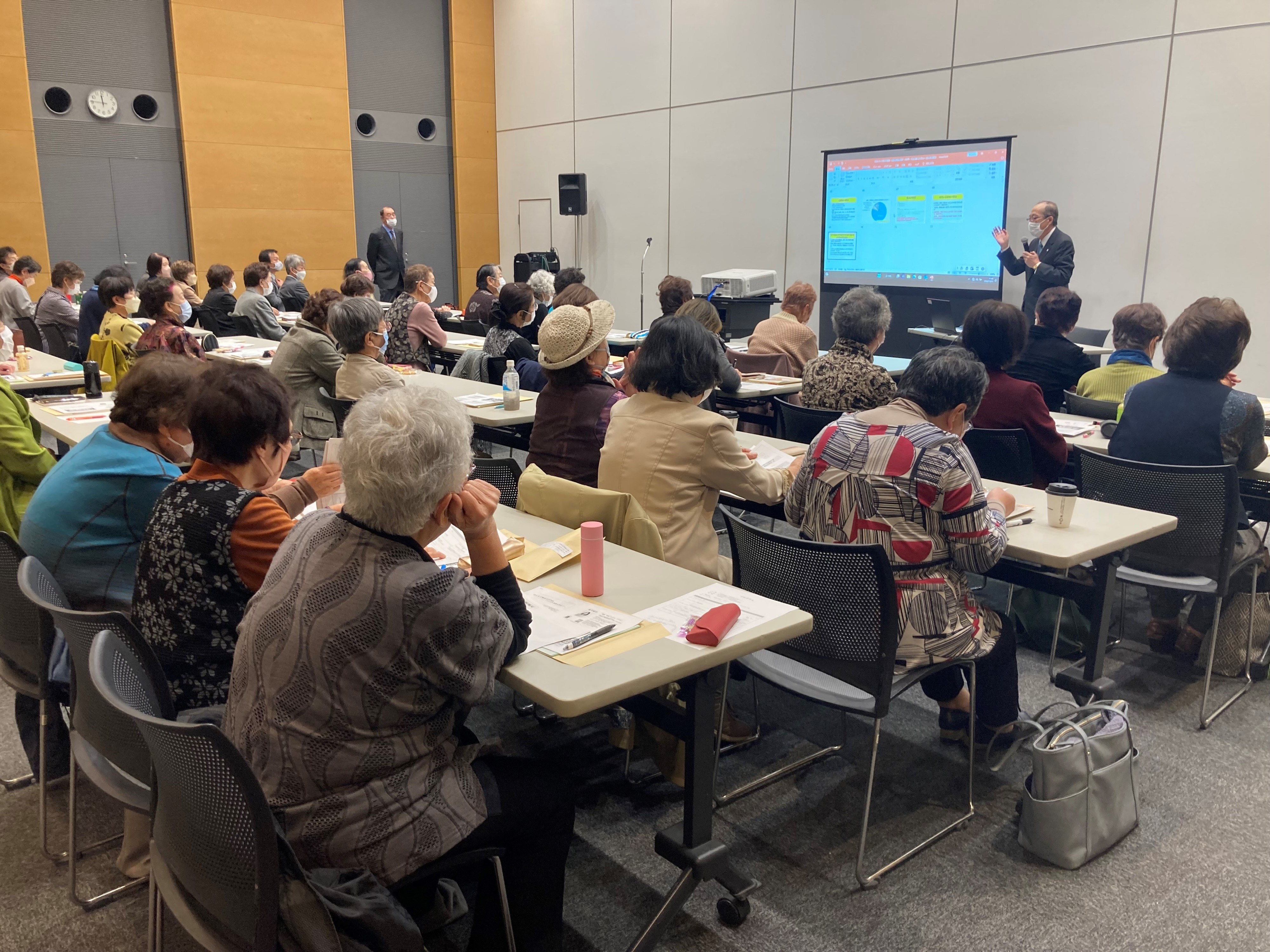 消費者研修会での安全啓発活動